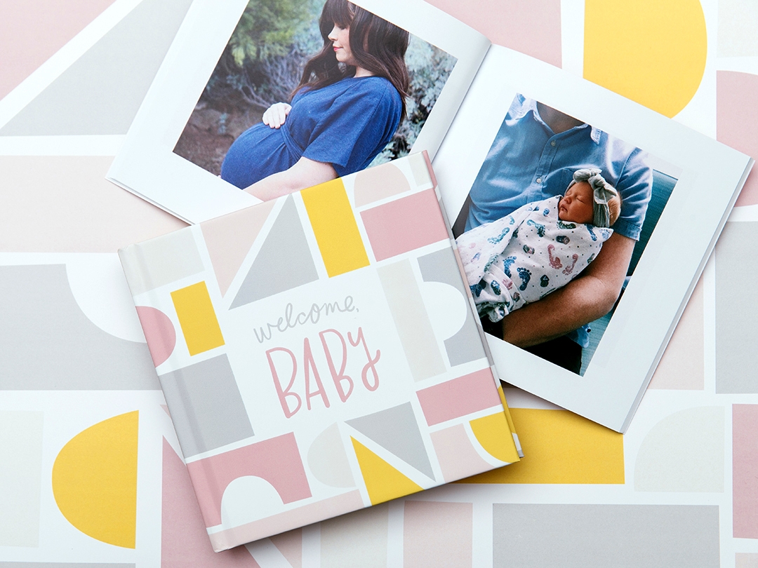 Welcome Blushing Baby photo book
