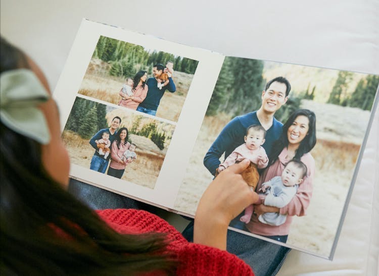 layflat photo album showing family portrait during holidays